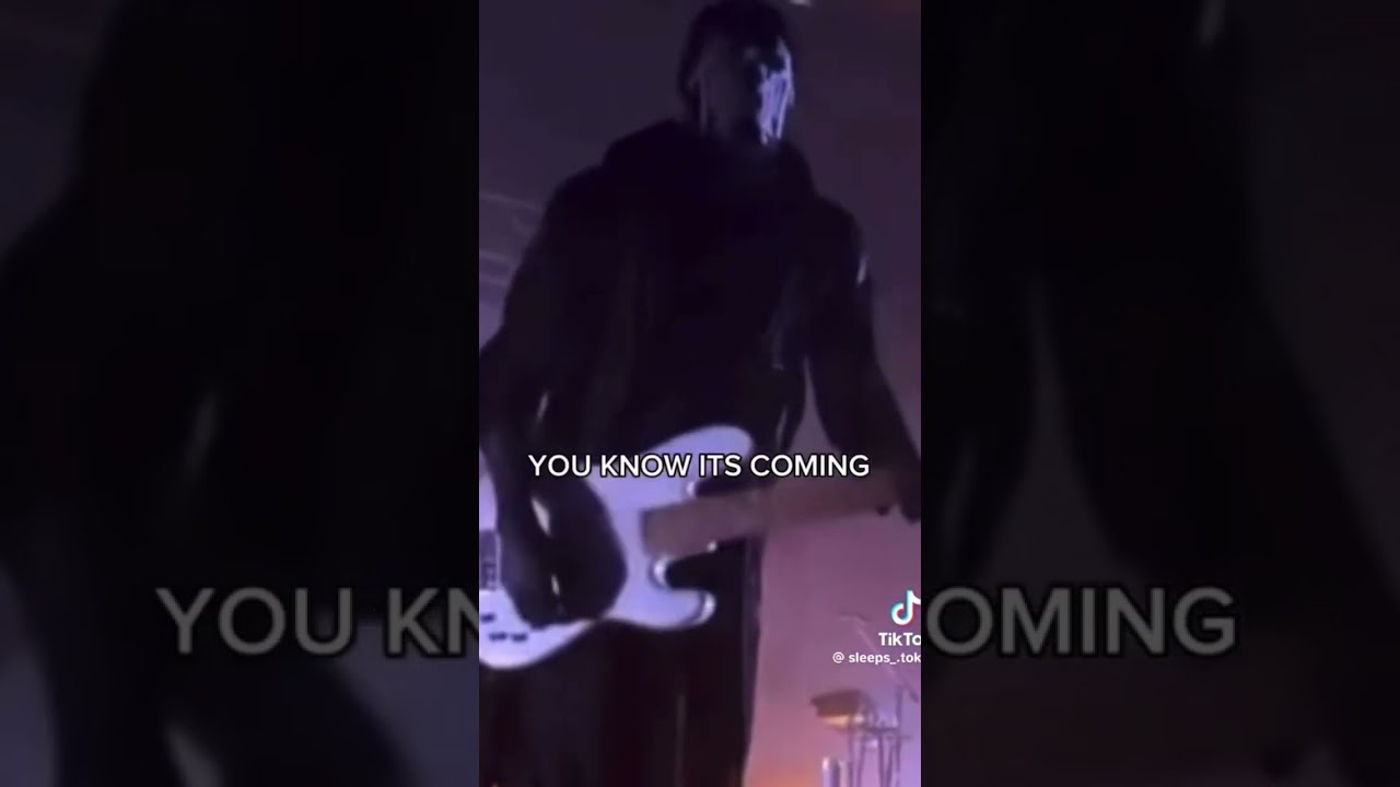 ⚠️FW⚠️ III yelling at the crowd 🤩 #iii #funny #sleeptoken #shortsfeed #shorts #viralshorts