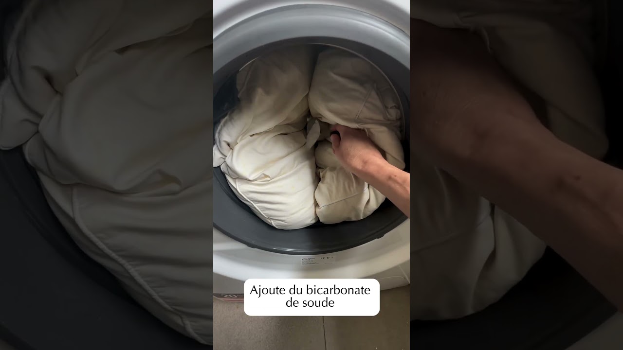 Comment retirer les tâches de transpiration sur les oreillers | Astuce simple #shorts #astuce